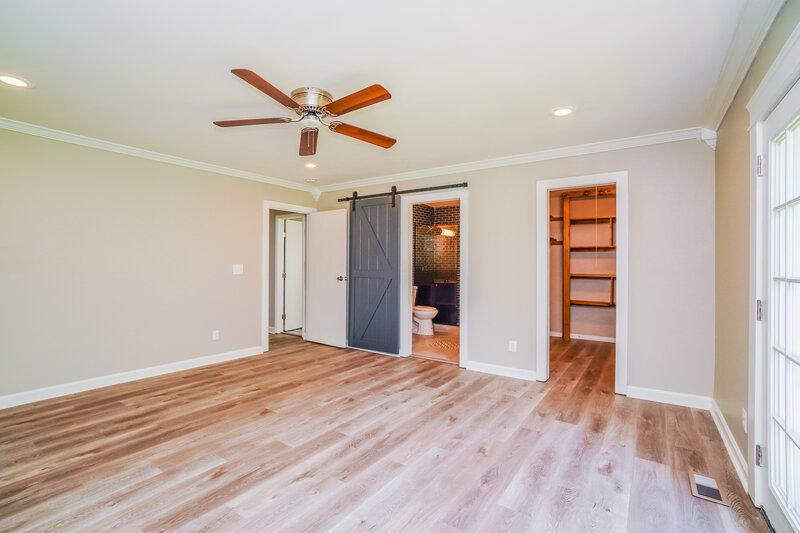 2,735/Mo, 800 Caroway Blvd Columbus, OH 43230 Main Bedroom View 3