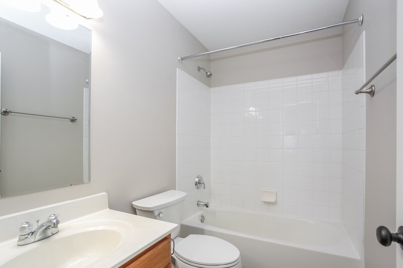 2,200/Mo, 9295 Sandpiper Ct Orient, OH 43146 Bathroom View