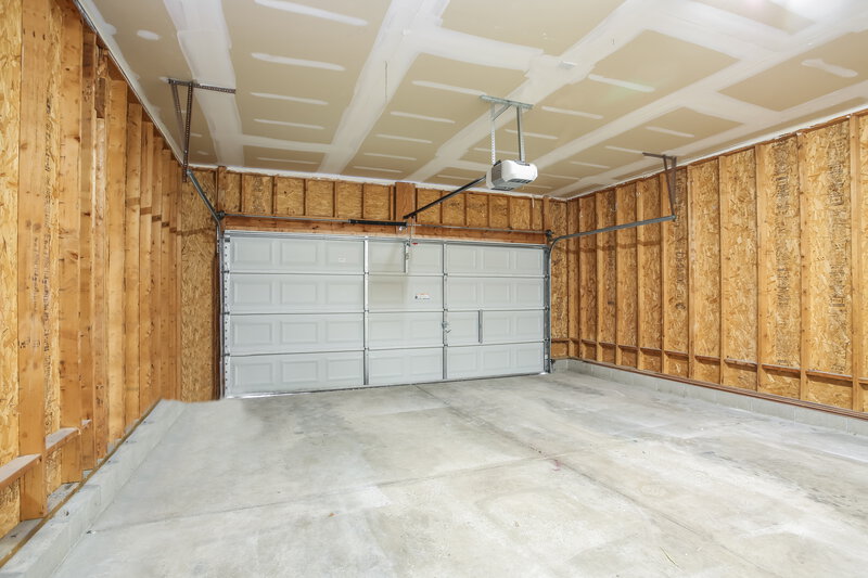2,200/Mo, 9295 Sandpiper Ct Orient, OH 43146 Garage View