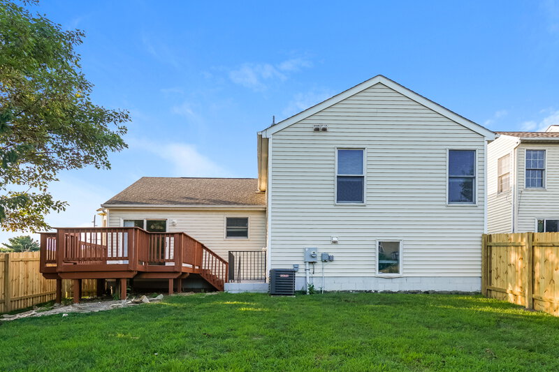 2,010/Mo, 4619 Tolbert Ave Grove City, OH 43123 Rear View