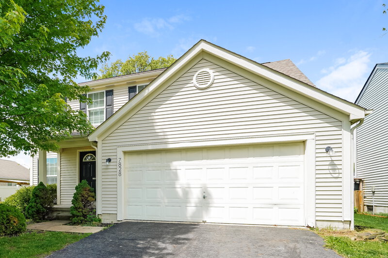 2,650/Mo, 7828 Brianna Dr Blacklick, OH 43004 Front View
