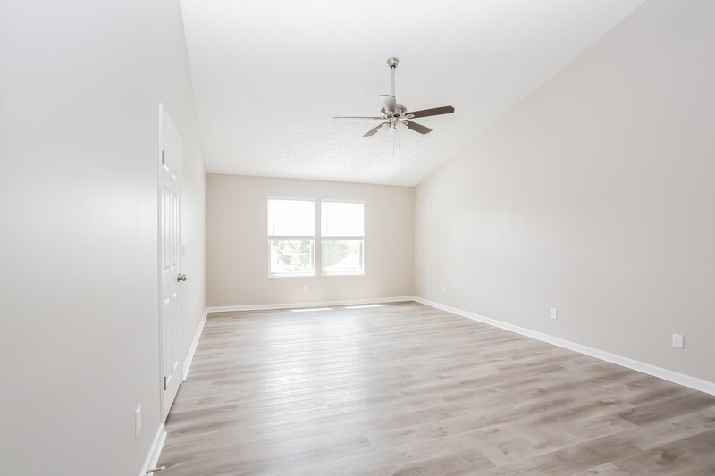 2,715/Mo, 3873 Carlotta St Grove City, OH 43123 Main Bedroom View 2