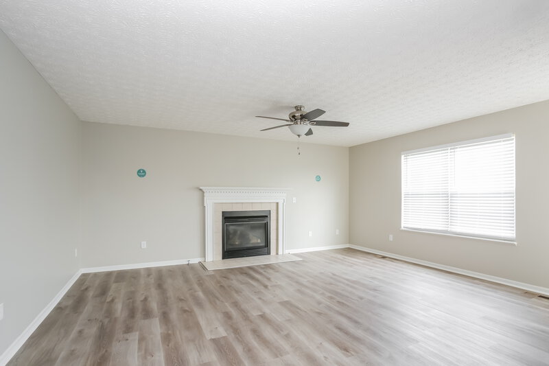 2,480/Mo, 7645 Dover Ridge Dr Blacklick, OH 43004 Living Room View