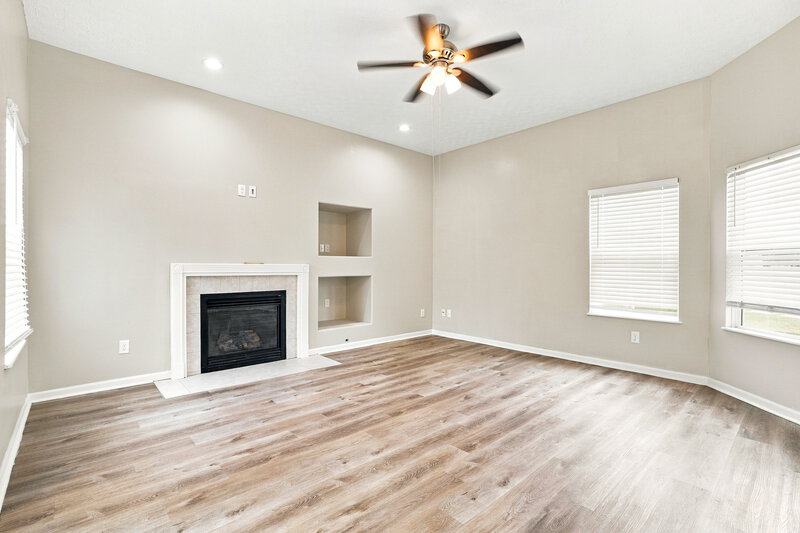 2,275/Mo, 1272 Poplar Creek Ct Blacklick, OH 43004 Living Room View