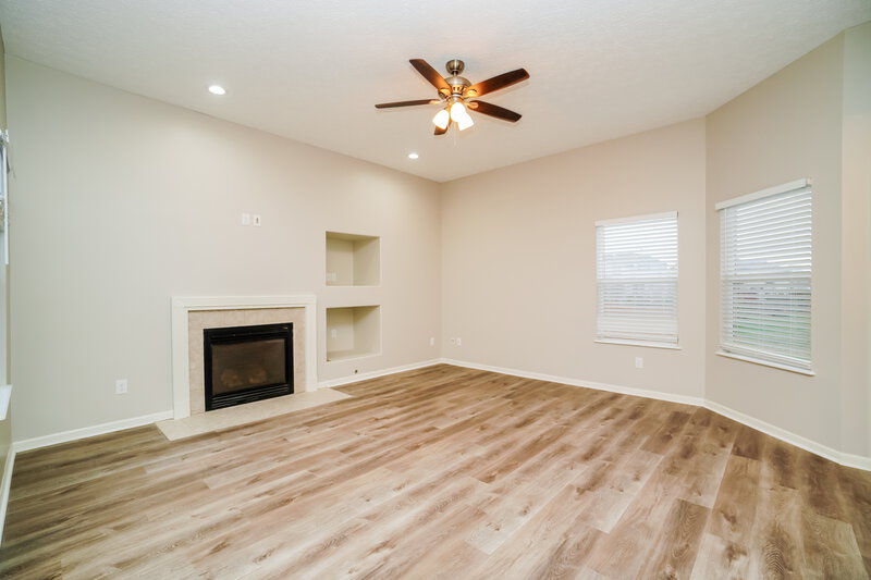 2,355/Mo, 1272 Poplar Creek Ct Blacklick, OH 43004 Living Room View