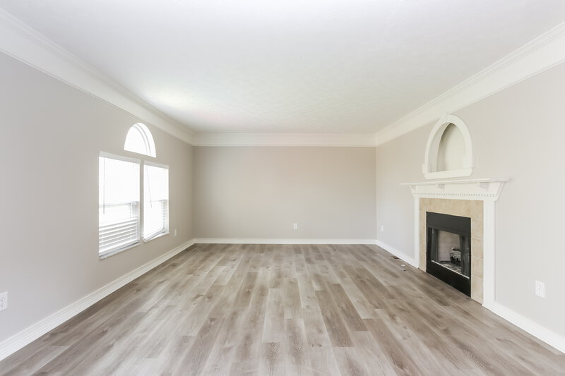 2,200/Mo, 4842 Bixby Ridge Dr E Groveport, OH 43125 Living Room View 2