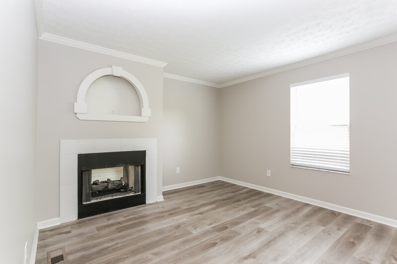 2,200/Mo, 4842 Bixby Ridge Dr E Groveport, OH 43125 Living Room View 3