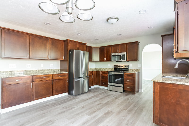 2,200/Mo, 4842 Bixby Ridge Dr E Groveport, OH 43125 Dining Room View
