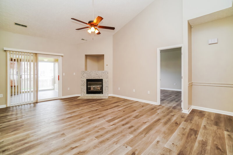 2,390/Mo, 1139 Chaser St Blacklick, OH 43004 Living Room View 2