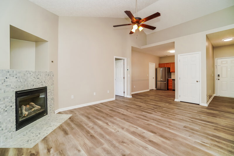 2,390/Mo, 1139 Chaser St Blacklick, OH 43004 Living Room View 3