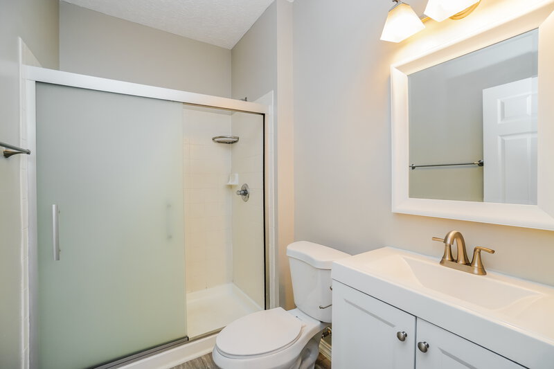 2,390/Mo, 1139 Chaser St Blacklick, OH 43004 Bathroom View