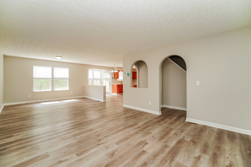 2,160/Mo, 107 Straton Dr Delaware, OH 43015 Living Room View 2