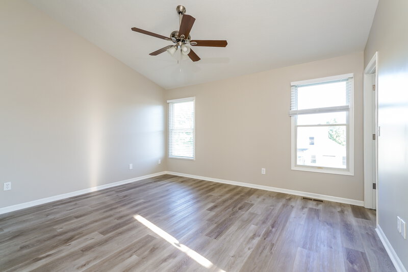 2,235/Mo, 8371 Glencrest Dr Reynoldsburg, OH 43068 Main Bedroom View