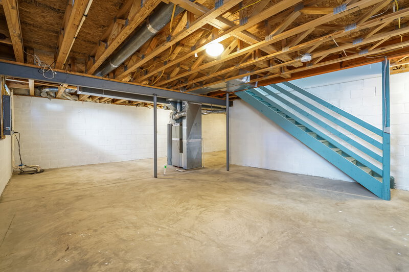 2,235/Mo, 8371 Glencrest Dr Reynoldsburg, OH 43068 Basement View