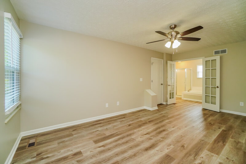 2,500/Mo, 3721 Whitworth Way # A1 Columbus, OH 43228 Main Bedroom View