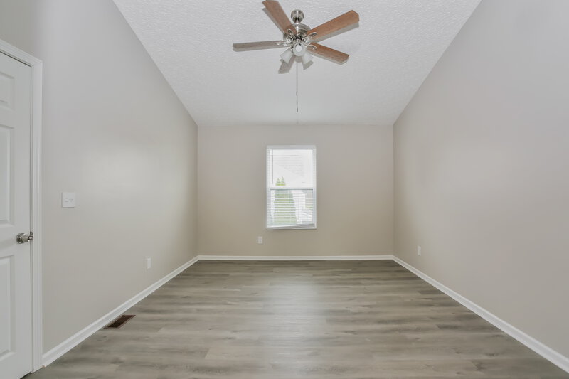 2,175/Mo, 6903 Iola Boat Ln Canal Winchester, OH 43110 Main Bedroom View 2