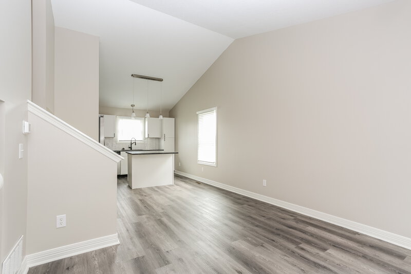 1,900/Mo, 3853 Pendent Ln Columbus, OH 43207 Dining Room View 2