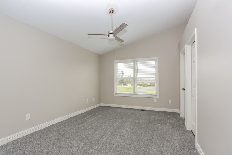 1,900/Mo, 3853 Pendent Ln Columbus, OH 43207 Main Bedroom View 2