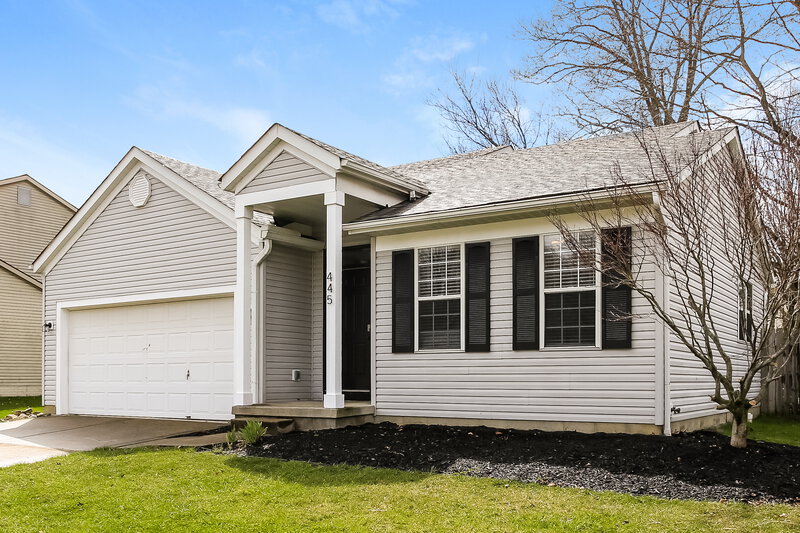 3,700/Mo, 445 Oak Meadow Dr Pataskala, OH 43062 Front View