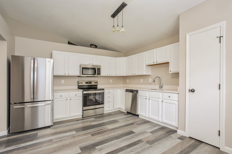 3,700/Mo, 445 Oak Meadow Dr Pataskala, OH 43062 Kitchen View 2