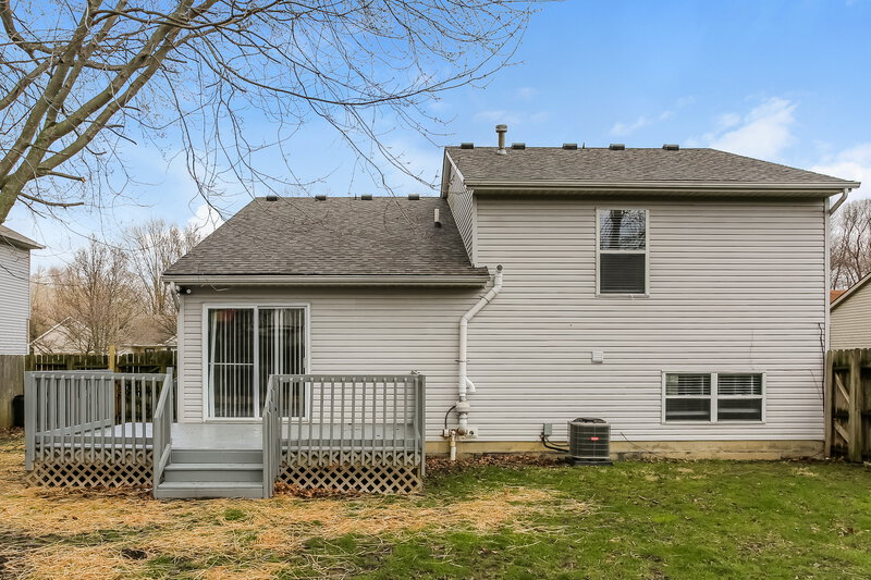 3,700/Mo, 445 Oak Meadow Dr Pataskala, OH 43062 Rear View