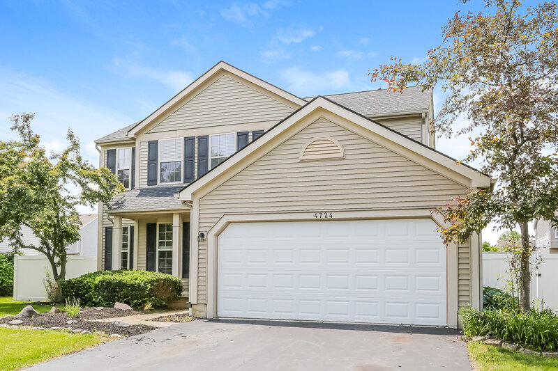 2,790/Mo, 4724 Michael Pl Grove City, OH 43123 Front View