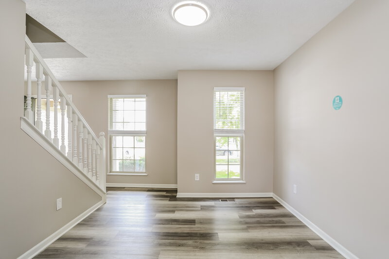 2,790/Mo, 4724 Michael Pl Grove City, OH 43123 Living Room View