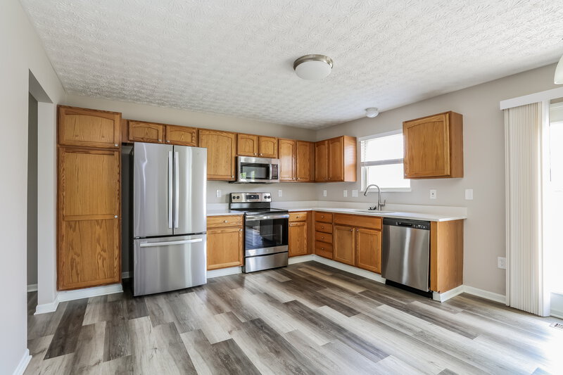 2,790/Mo, 4724 Michael Pl Grove City, OH 43123 Kitchen View
