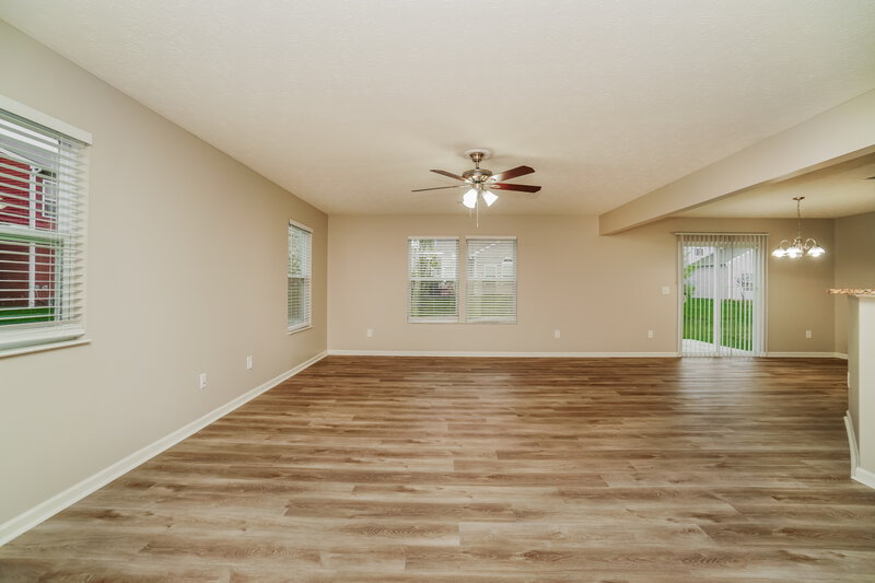 2,125/Mo, 3340 Glasgow Dr Groveport, OH 43125 Living Room View