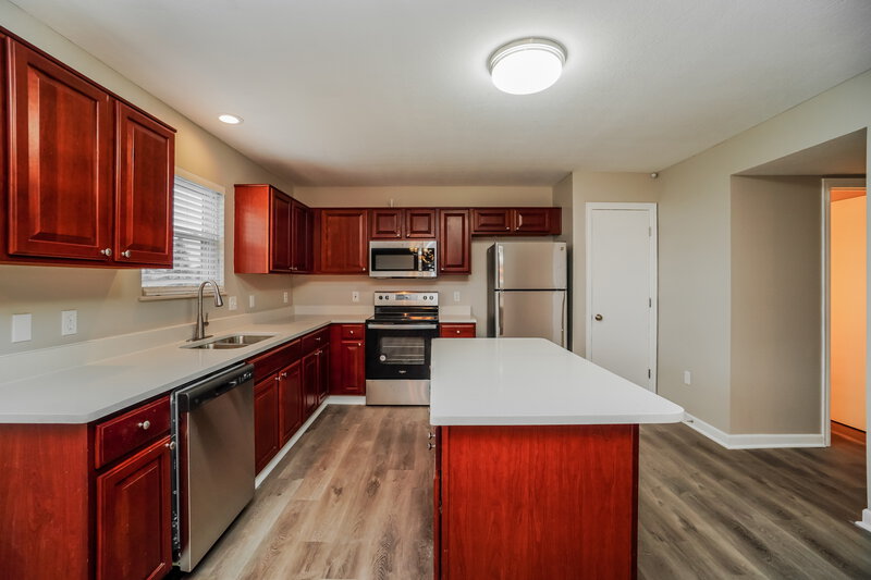 2,875/Mo, 111 Brenden Loop Delaware, OH 43015 Kitchen View
