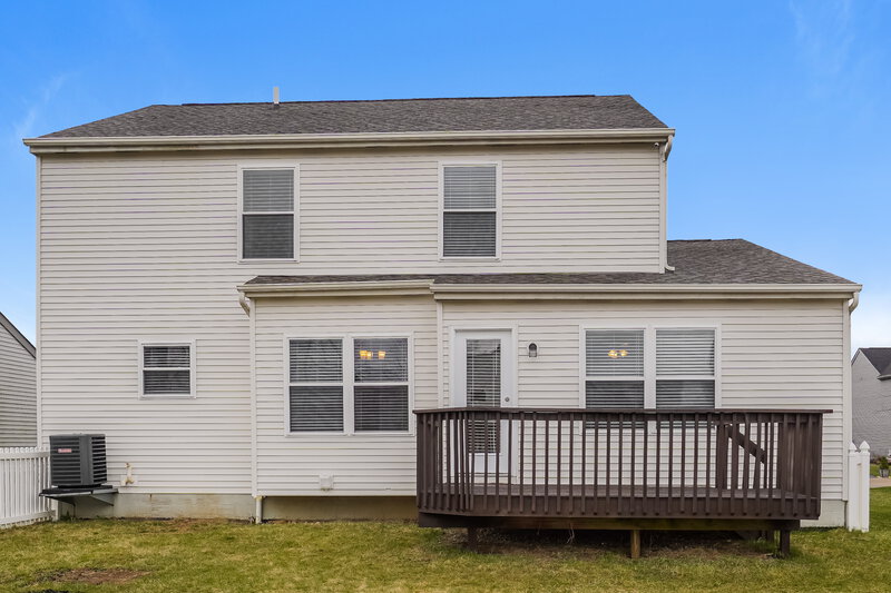 2,875/Mo, 111 Brenden Loop Delaware, OH 43015 Rear View