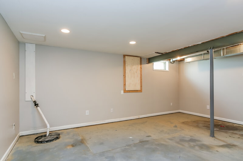 2,000/Mo, 286 Westedge Ct Galloway, OH 43119 Basement View