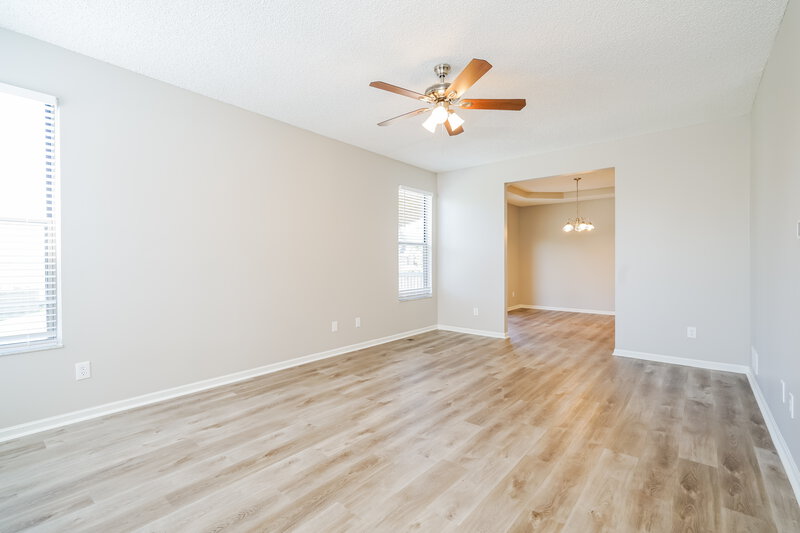 2,255/Mo, 3263 Stadler Dr Pickerington, OH 43147 Living Room View 2