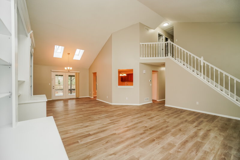 2,185/Mo, 95 Bridgeport Way Delaware, OH 43015 Living Room View 3