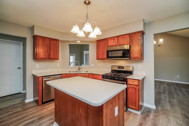 2,185/Mo, 95 Bridgeport Way Delaware, OH 43015 Kitchen View