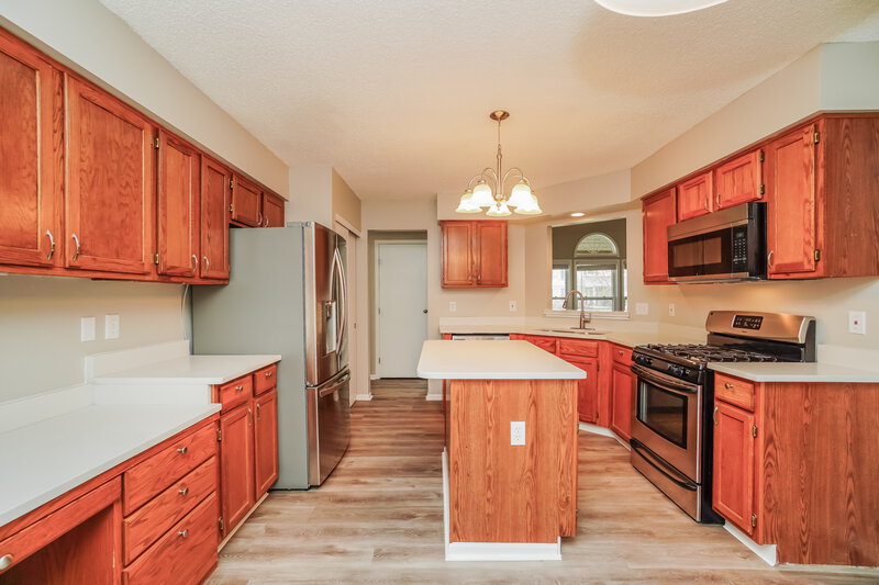 2,185/Mo, 95 Bridgeport Way Delaware, OH 43015 Kitchen View 3