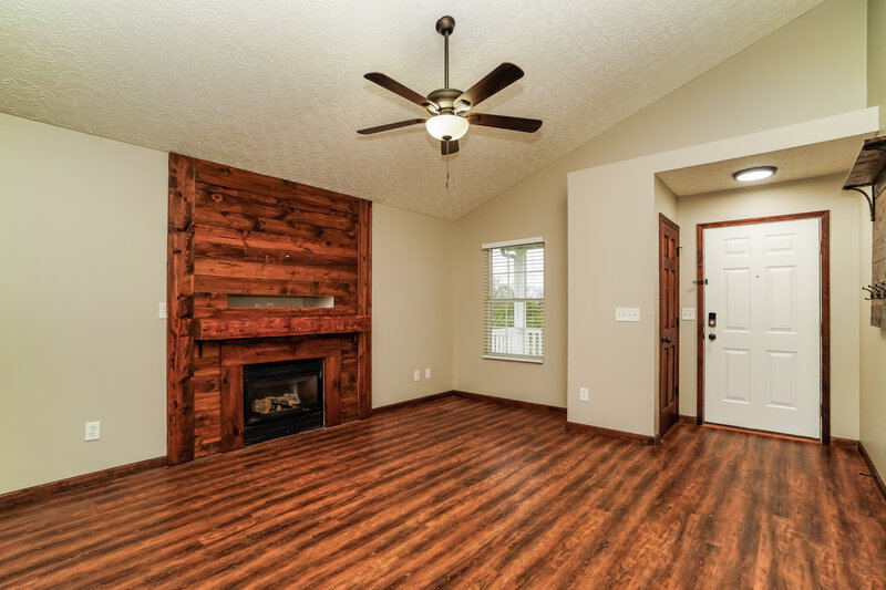 1,770/Mo, 9025 Constitution Ave Orient, OH 43146 Living Room View