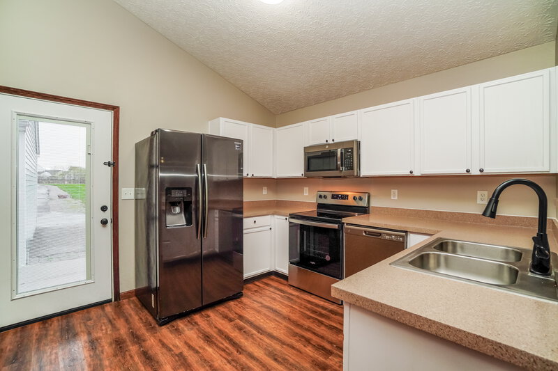 1,770/Mo, 9025 Constitution Ave Orient, OH 43146 Kitchen View