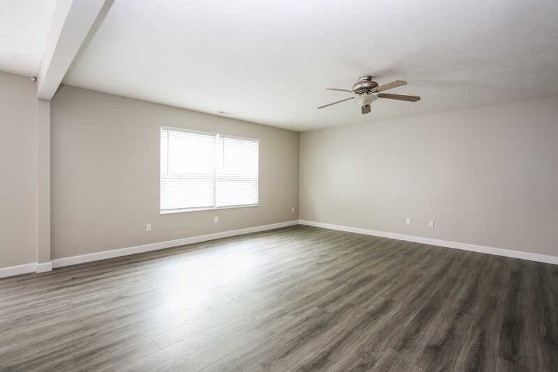 2,230/Mo, 6829 Riding Trail Dr Canal Winchester, OH 43110 Living Room View
