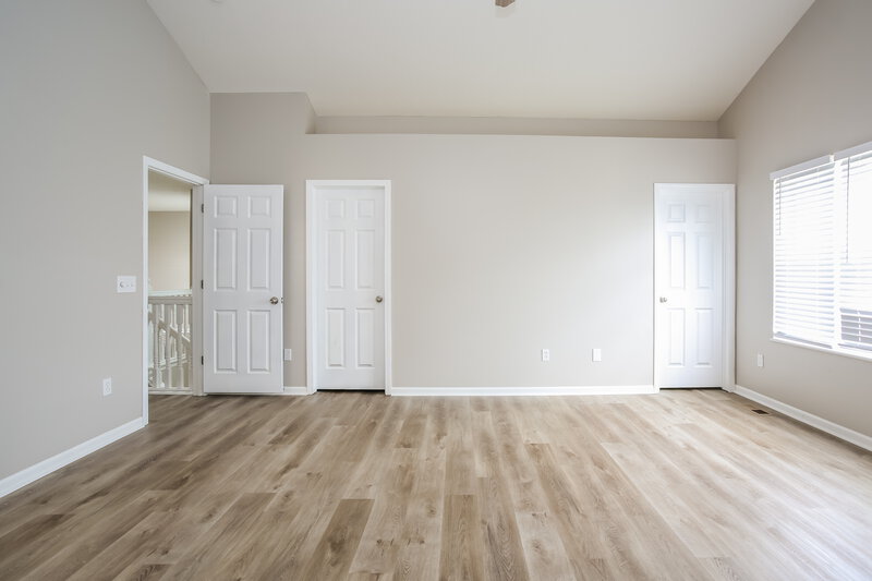 2,230/Mo, 6829 Riding Trail Dr Canal Winchester, OH 43110 Main Bedroom View 2