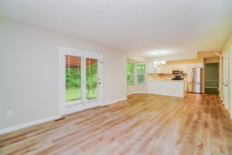 2,240/Mo, 826 Lindenhaven Rd Columbus, OH 43230 Family Room View