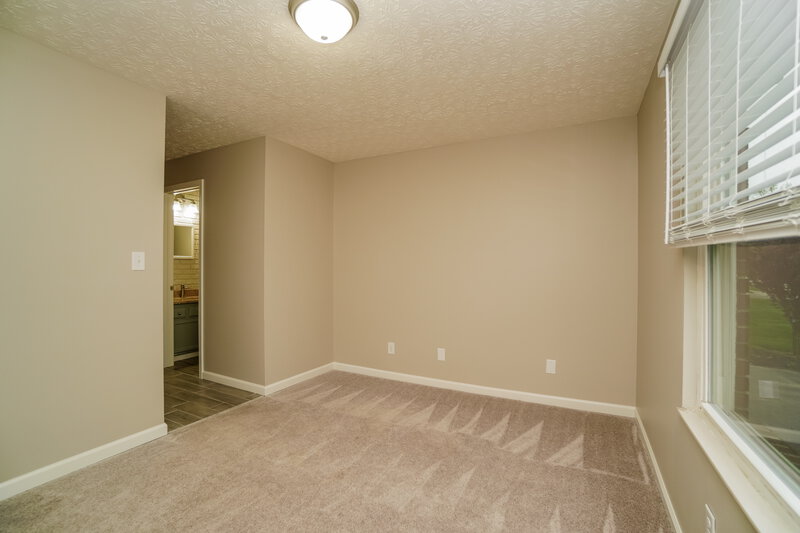 2,510/Mo, 145 Timber Ridge Dr Pickerington, OH 43147 Dining Room View 2