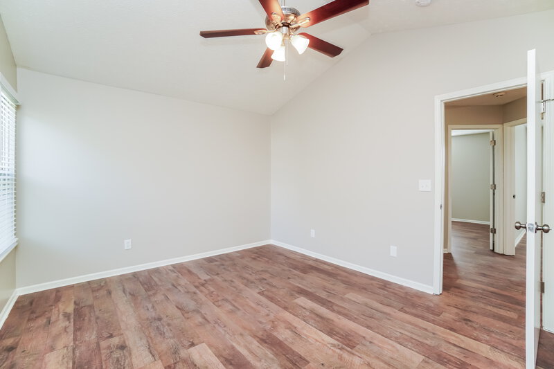 3,630/Mo, 5664 Dashshund Ct Columbus, OH 43232 Main Bedroom View 3