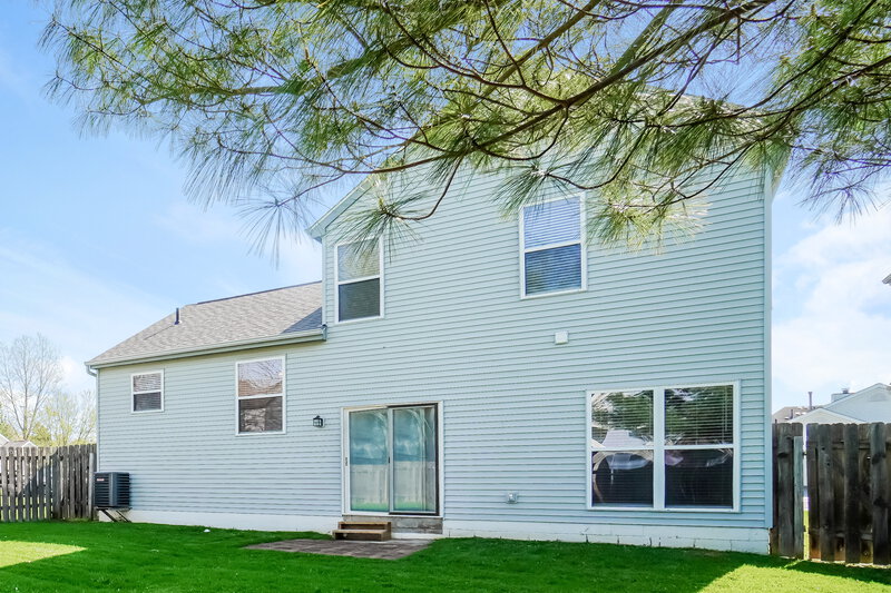 3,630/Mo, 5664 Dashshund Ct Columbus, OH 43232 Rear View