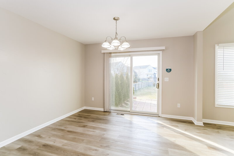 2,355/Mo, 467 Wheatfield Dr Delaware, OH 43015 Dining Room View
