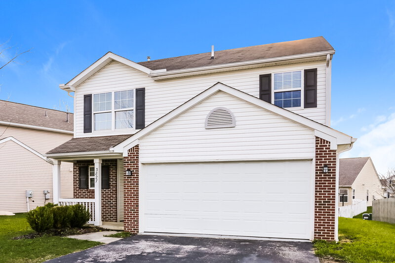 2,230/Mo, 3827 Winding Twig Dr Canal Winchester, OH 43110 External View
