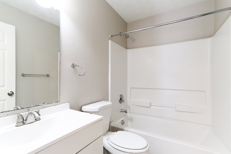 2,230/Mo, 3827 Winding Twig Dr Canal Winchester, OH 43110 Misc View 13