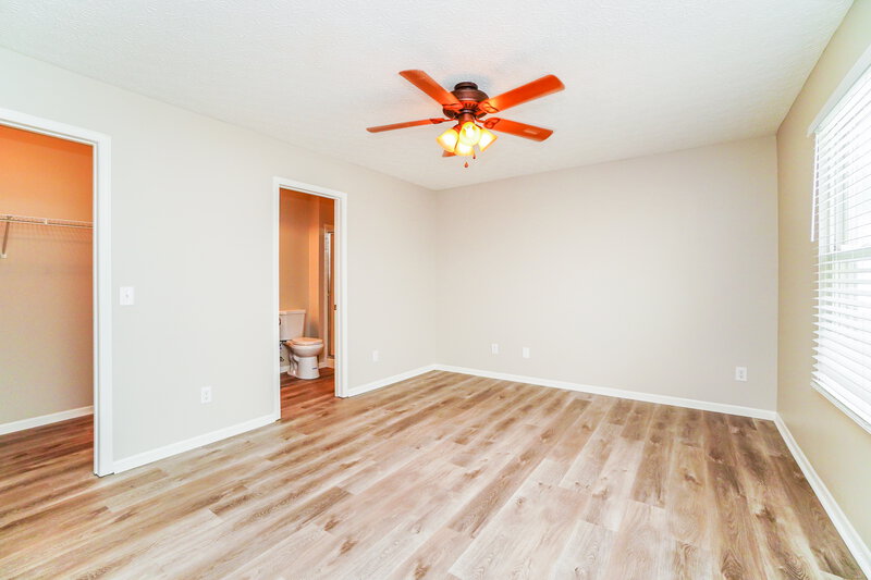 2,425/Mo, 4252 Shortleaf Ln Grove City, OH 43123 Main Bedroom View 2