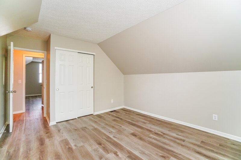 2,425/Mo, 4252 Shortleaf Ln Grove City, OH 43123 Bedroom View 2