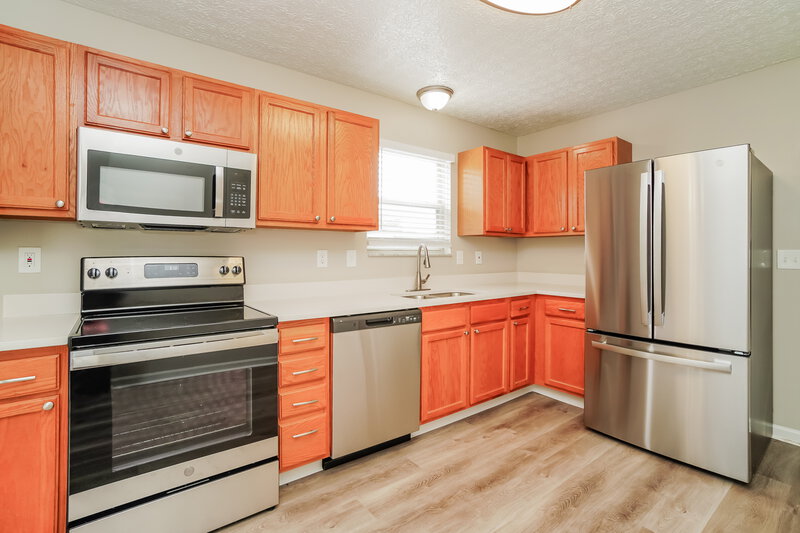 1,845/Mo, 5911 Ocala Ct Galloway, OH 43119 Kitchen View 3